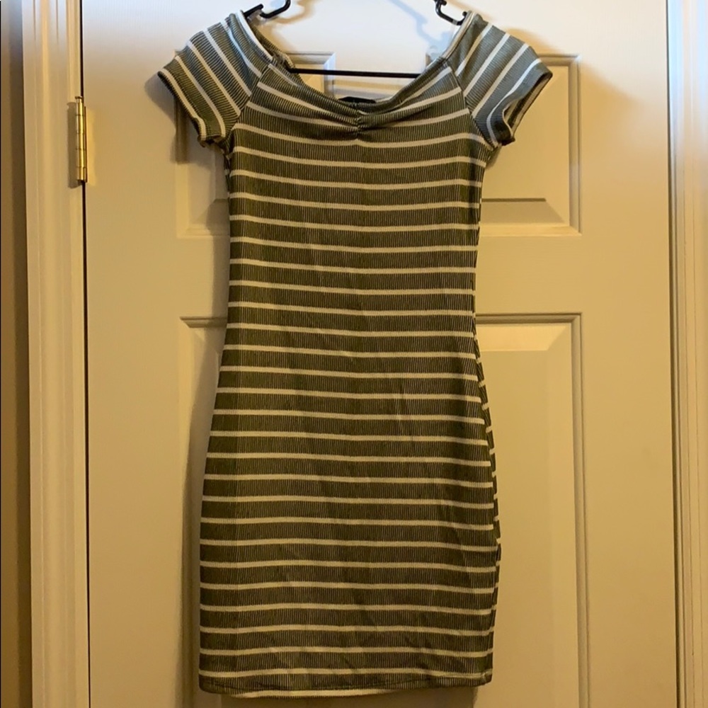 Derek Heart dress size S